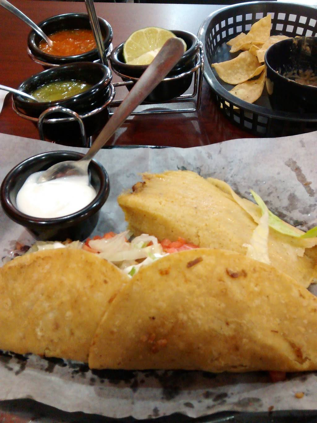 El Taco Loco Mexican Taqueria | restaurant | 13 S Monroe St, Coldwater, MI 49036, USA | 5179240353 OR +1 517-924-0353