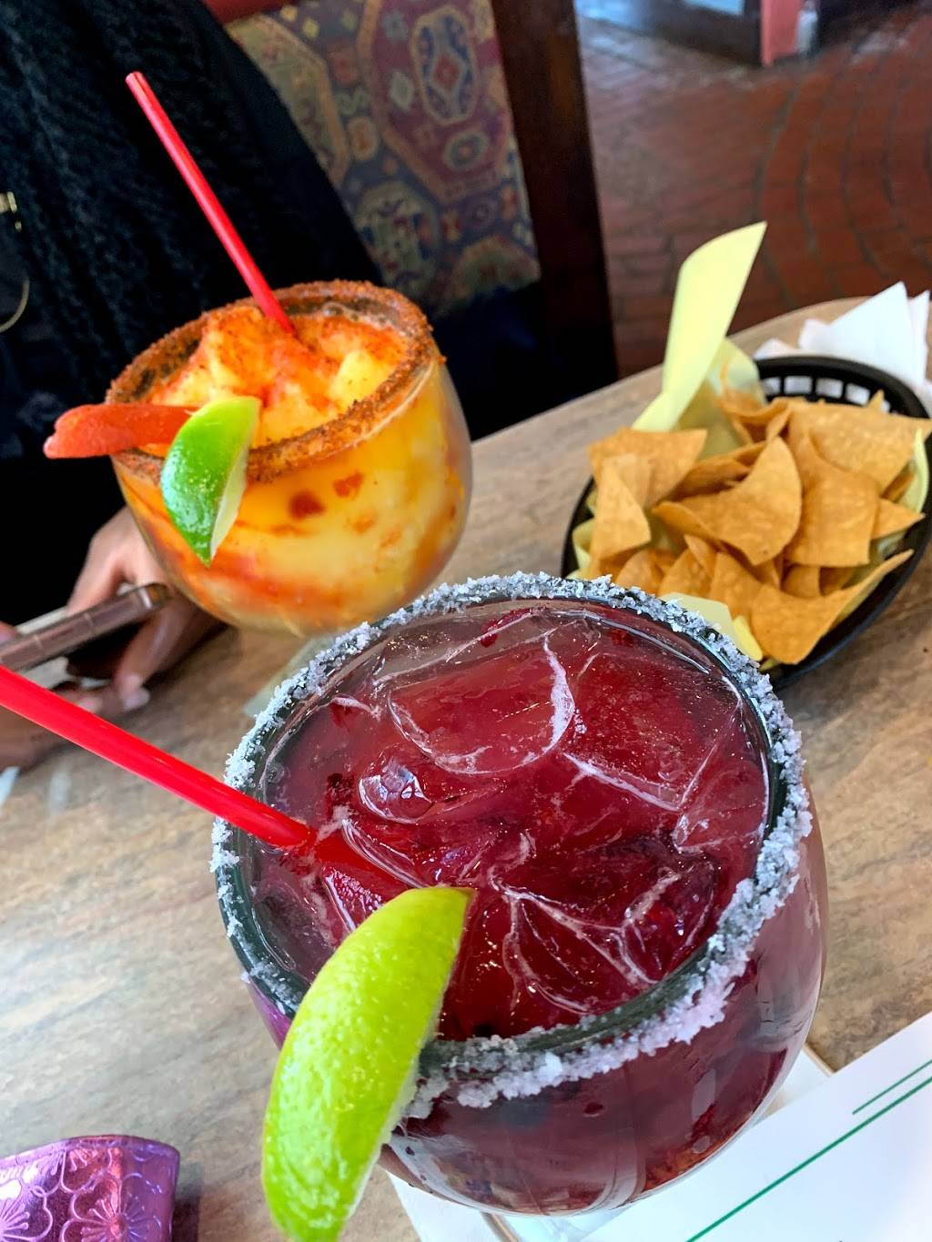 Que Pasa Mexican Cafe | restaurant | 1594 Hillman St, Tulare, CA 93274, USA | 5596840600 OR +1 559-684-0600