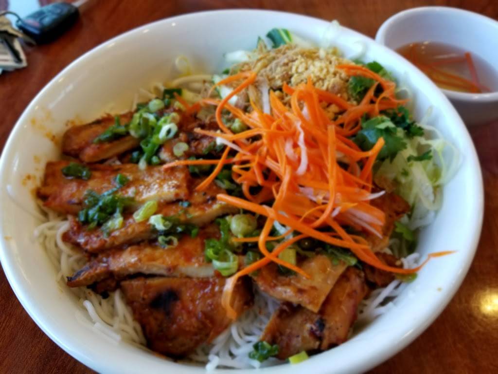 Pho Nam | restaurant | 15035 SW Barrows Rd, Beaverton, OR 97007, USA | 5037473114 OR +1 503-747-3114