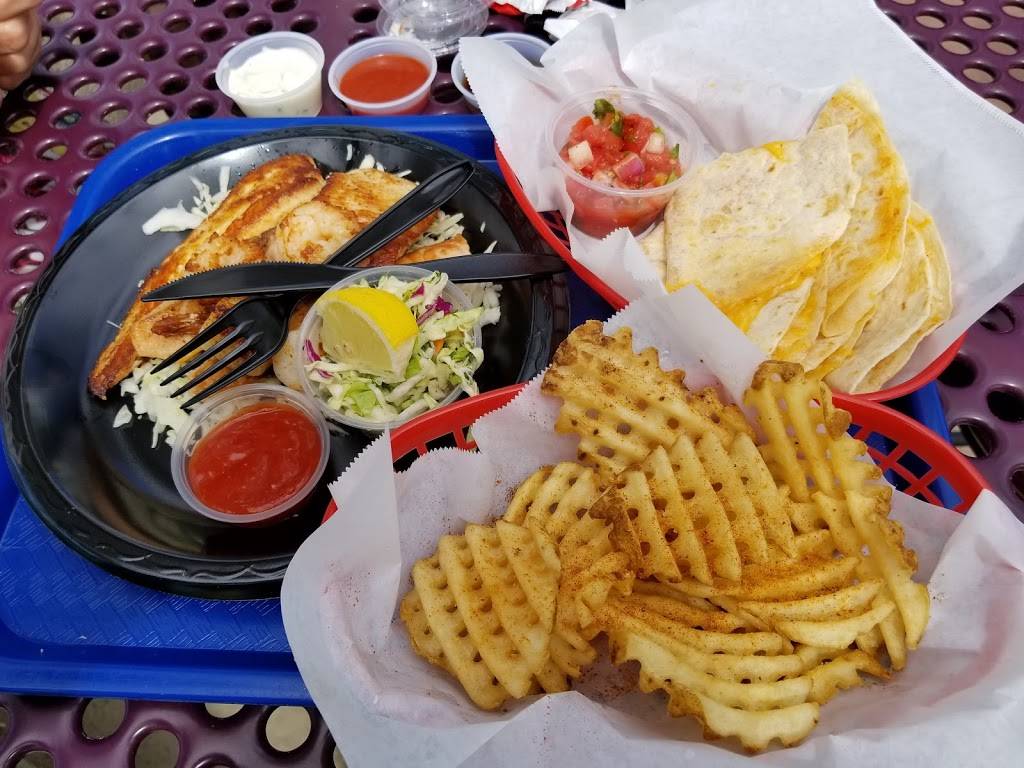 Tin Fish | restaurant | 302 The Strand N, Oceanside, CA 92054, USA | 7609660007 OR +1 760-966-0007