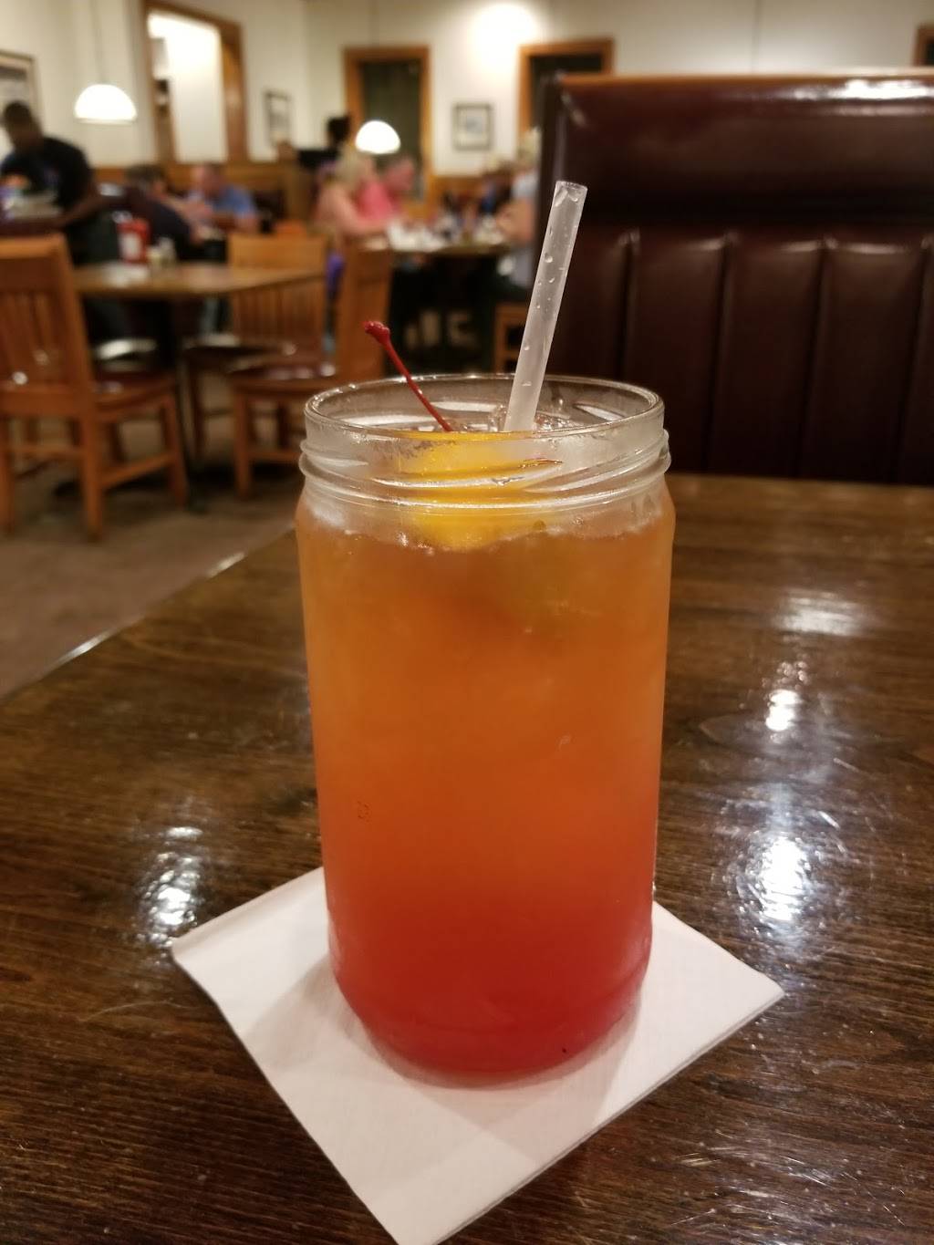 Fatz Southern Kitchen | restaurant | 212 Wall St, Camden, SC 29020, USA | 8034323439 OR +1 803-432-3439