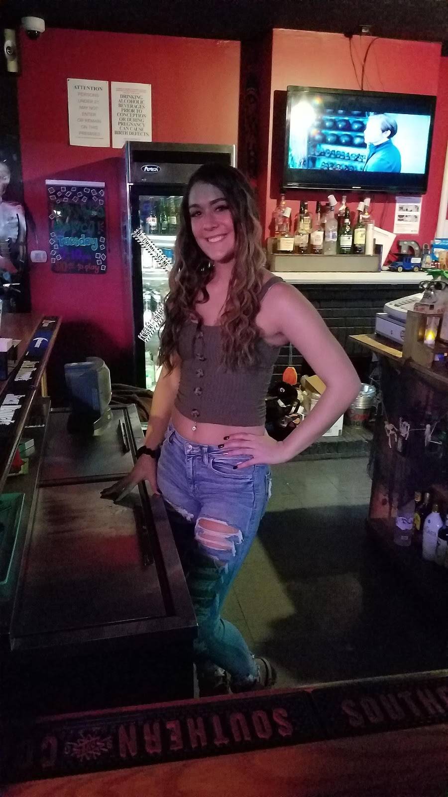 Wright Place | restaurant | 501 N 33rd St, Louisville, KY 40212, USA | 5027788487 OR +1 502-778-8487