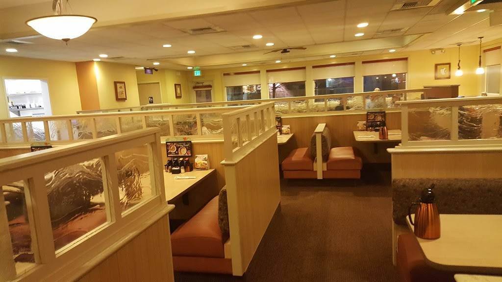 IHOP | bakery | 6535 Airport Hwy, Holland, OH 43528, USA | 4198689831 OR +1 419-868-9831