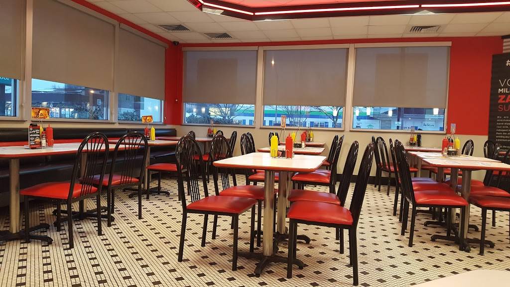 Steak n Shake | restaurant | 201 S Larkin Ave, Joliet, IL 60436, USA | 8157259401 OR +1 815-725-9401