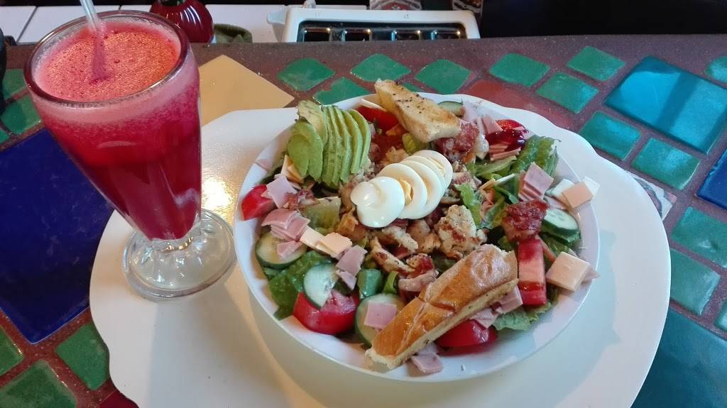 Natys Place Restaurant | restaurant | Blvd. Popotla 3347, Campo Alfonso, 22710 Rosarito, B.C., Mexico | 016616130822 OR +52 661 613 0822