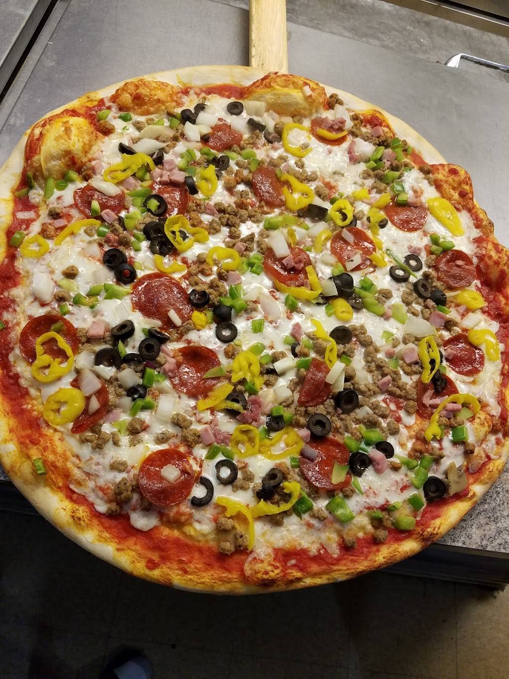 Napolis Pizza | restaurant | 5706, 3475 Shadeland Ave, Indianapolis, IN 46226, USA | 3175451907 OR +1 317-545-1907