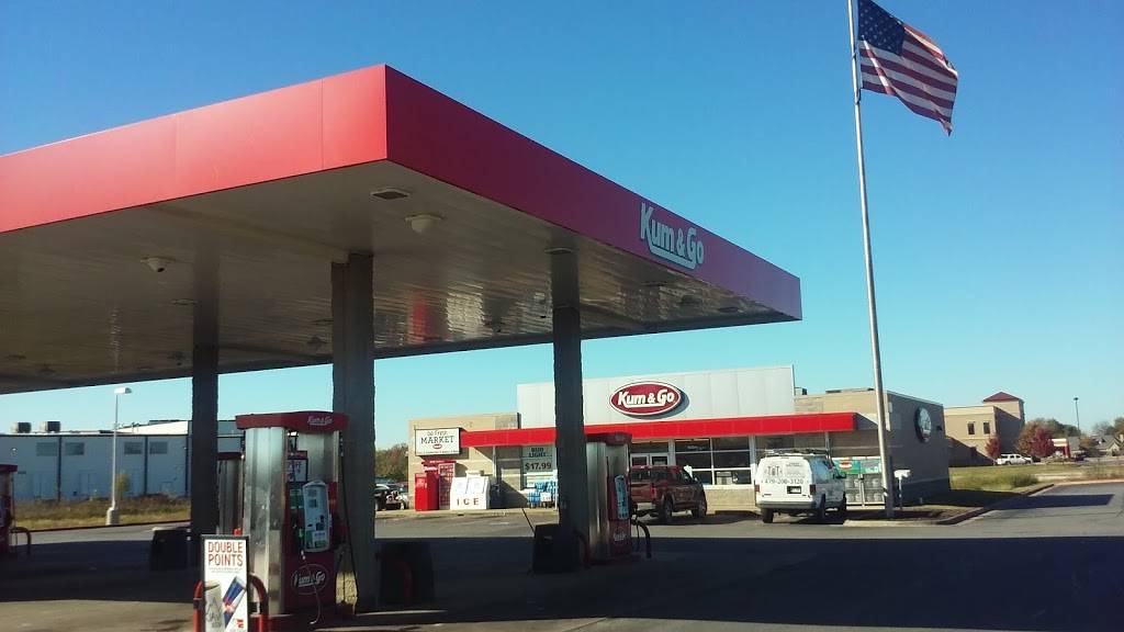 Kum & Go | meal takeaway | 978 W Pleasant Grove Rd, Lowell, AR 72745, USA | 4793032016 OR +1 479-303-2016