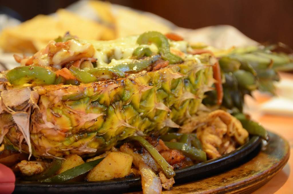 Potros Garcia | restaurant | 2804 N Court St, Ottumwa, IA 52501, USA | 6416821169 OR +1 641-682-1169