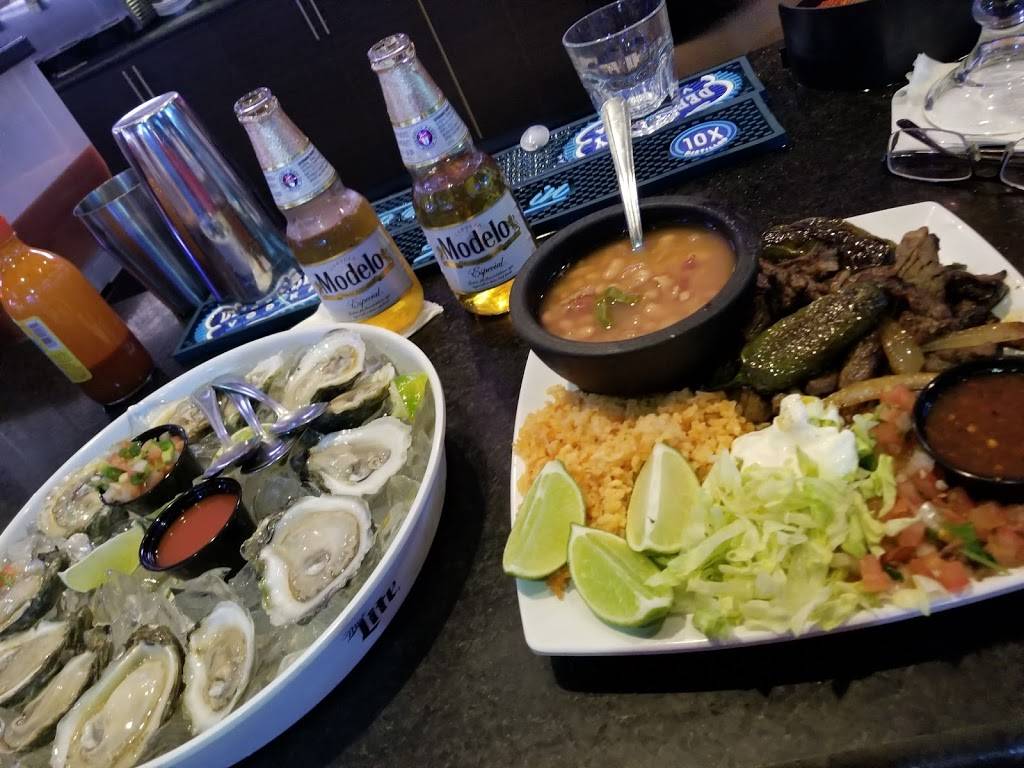 Los Buhos | restaurant | 9428 Parkfield Dr, Austin, TX 78758, USA | 5128140078 OR +1 512-814-0078