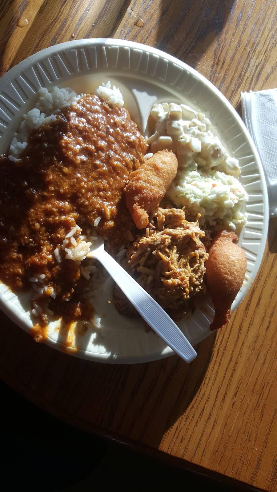 Wards Bar-B-Que | restaurant | 1087 Alice Dr, Sumter, SC 29150, USA | 8037750008 OR +1 803-775-0008