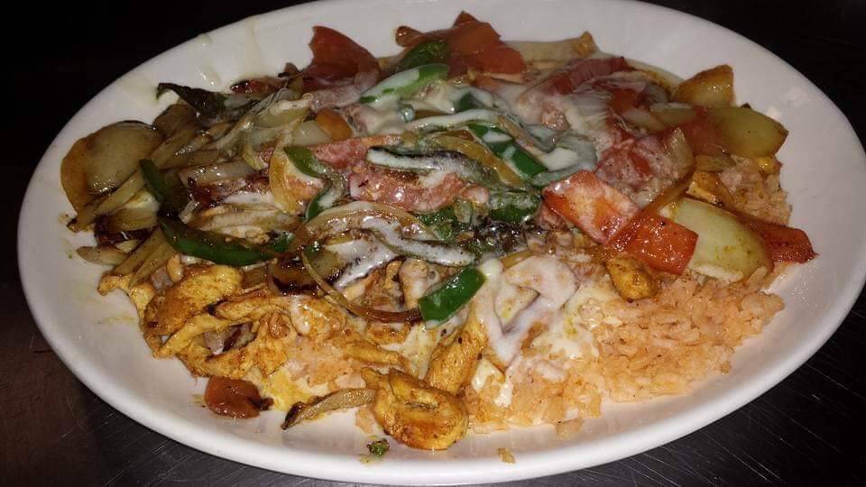 Los primos Mexican restaurant | restaurant | 240 Daniel Boone Dr, Barbourville, KY 40906, USA | 6065456000 OR +1 606-545-6000