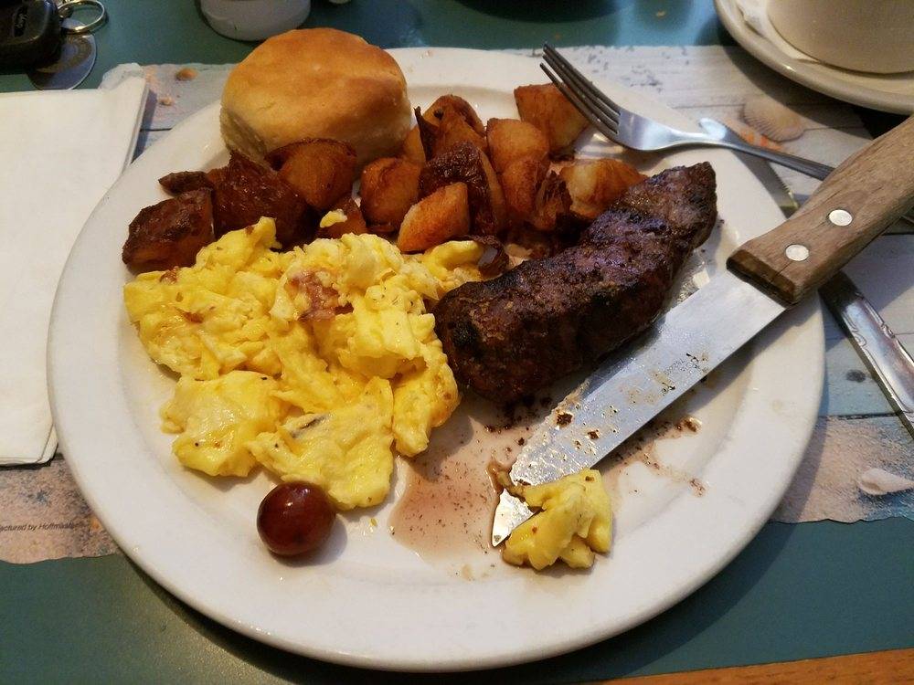 Lettys | restaurant | 2121 Shamrock Dr, Charlotte, NC 28205, USA | 7048178702 OR +1 704-817-8702