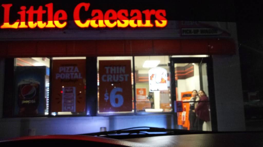 Little Caesars Pizza | meal takeaway | 2601 W Cermak Rd, Chicago, IL 60608, USA | 7732547001 OR +1 773-254-7001