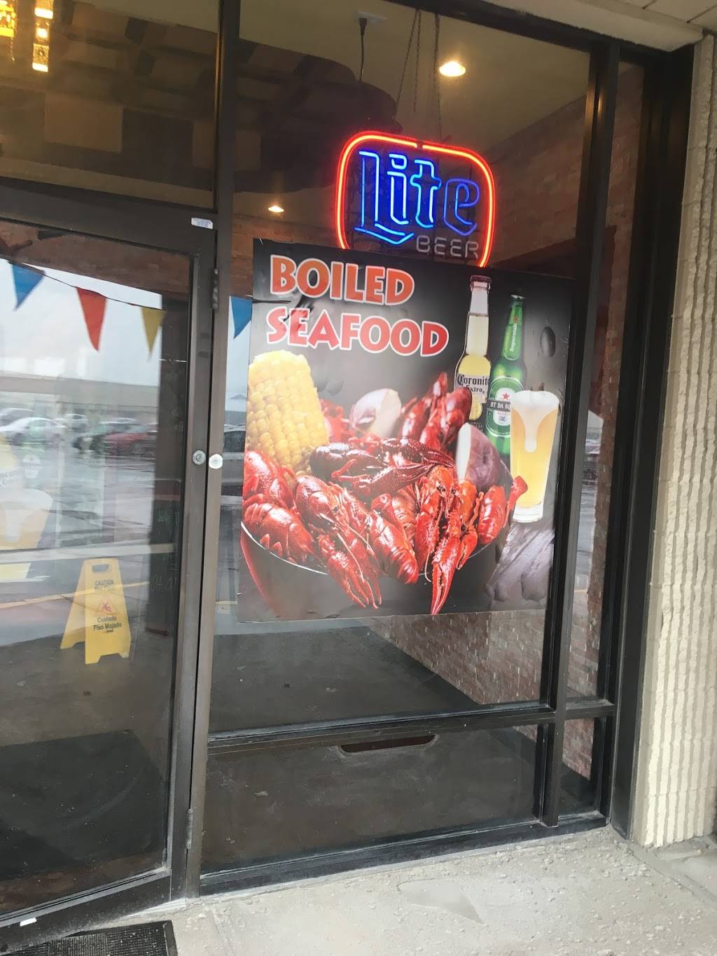 Yummy Crab | restaurant | 9962 E Washington St, Indianapolis, IN 46229, USA | 3179827594 OR +1 317-982-7594