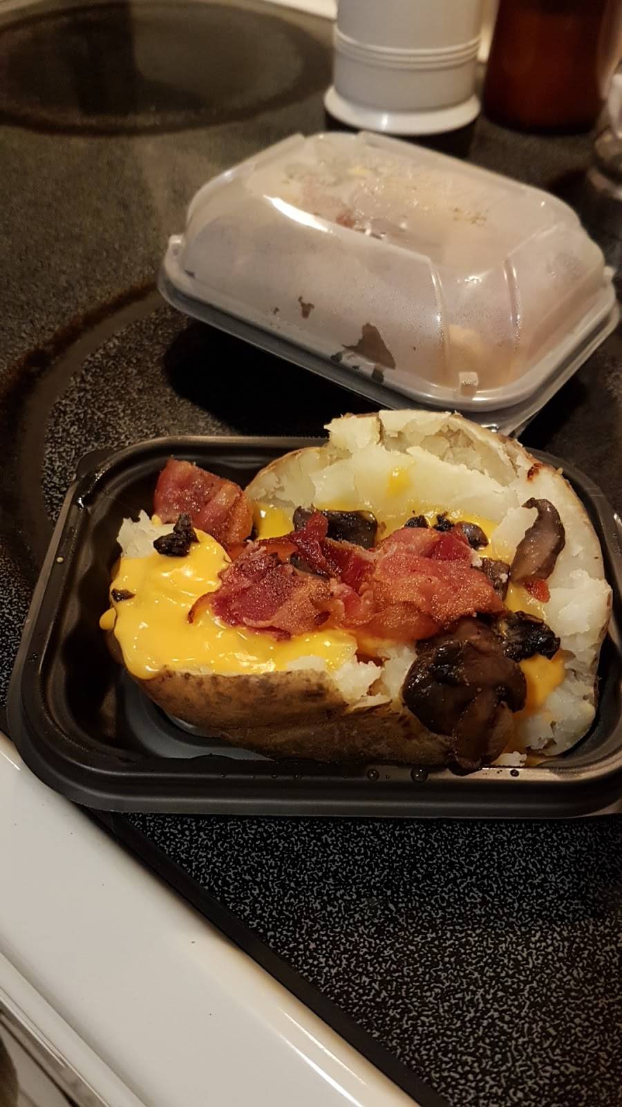 Wendys | restaurant | 2390 W 68th St, Hialeah, FL 33016, USA | 3058201123 OR +1 305-820-1123