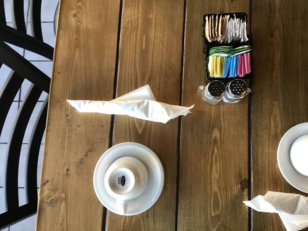 Honeybear Cafe | restaurant | 7036 N Clark St, Chicago, IL 60626, USA | 7737547450 OR +1 773-754-7450