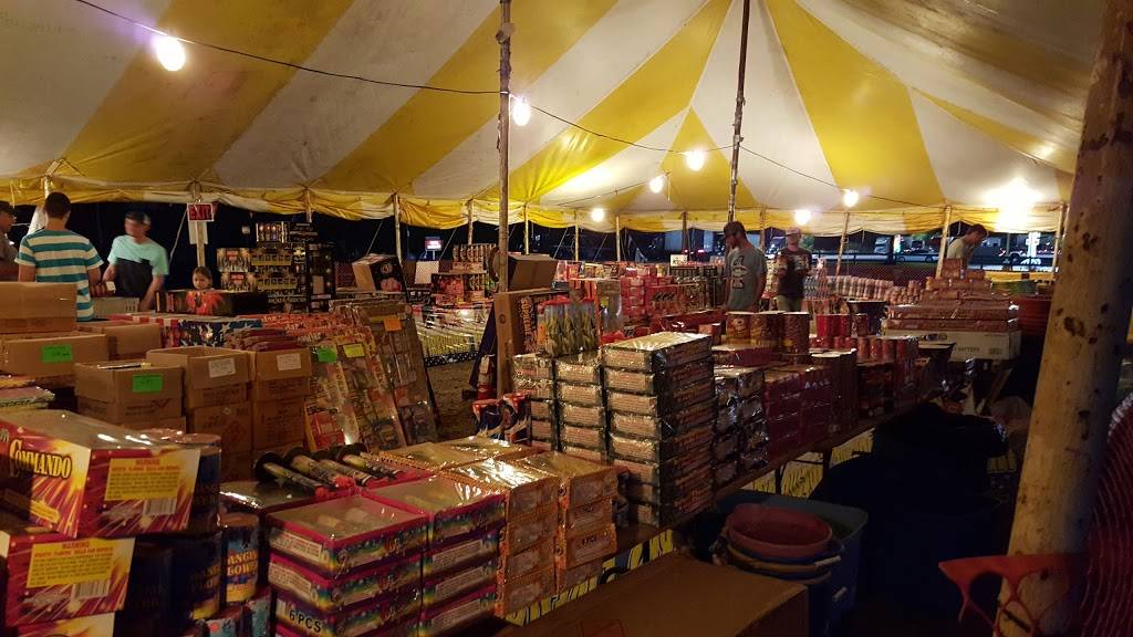 Workmans Hilltop Travel Center | restaurant | 8265 AR-282, Alma, AR 72921, USA | 4796321356 OR +1 479-632-1356