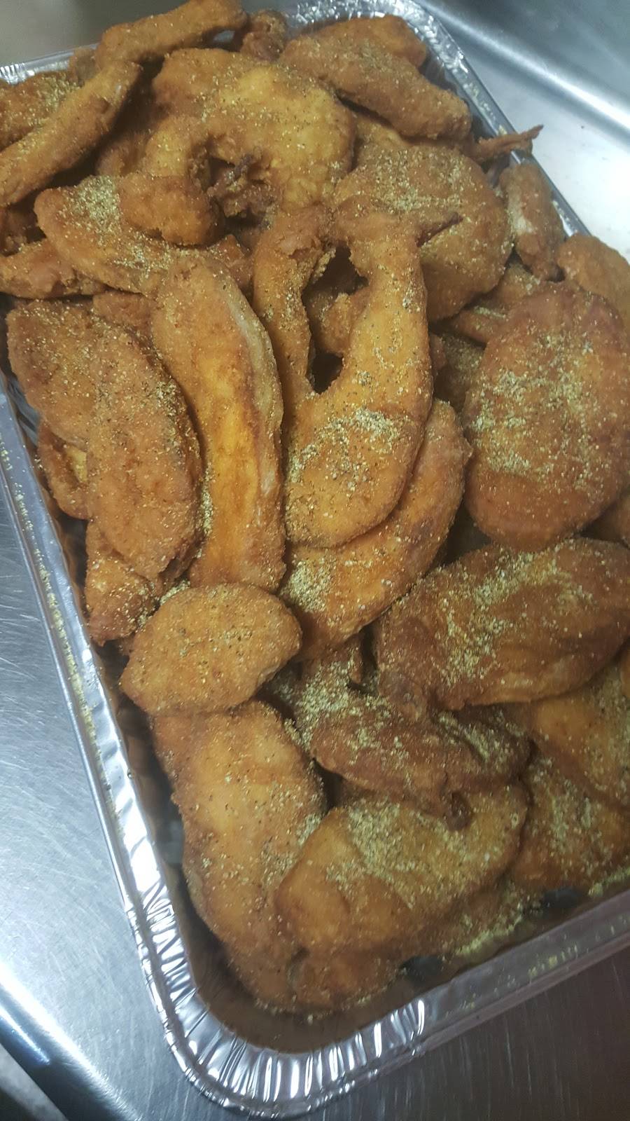 Hillary & Cooks Bar - B- Que | restaurant | 1200 S 17th Ave, Maywood, IL 60153, USA | 7083443599 OR +1 708-344-3599