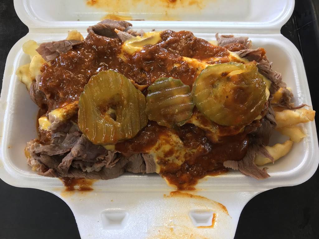 Zels Roast Beef | restaurant | 801 N Main St, Crown Point, IN 46307, USA | 2192269850 OR +1 219-226-9850