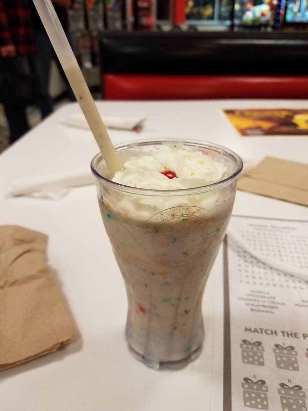 Steak n Shake | restaurant | 675 Meacham Rd, Elk Grove Village, IL 60007, USA | 8475241850 OR +1 847-524-1850