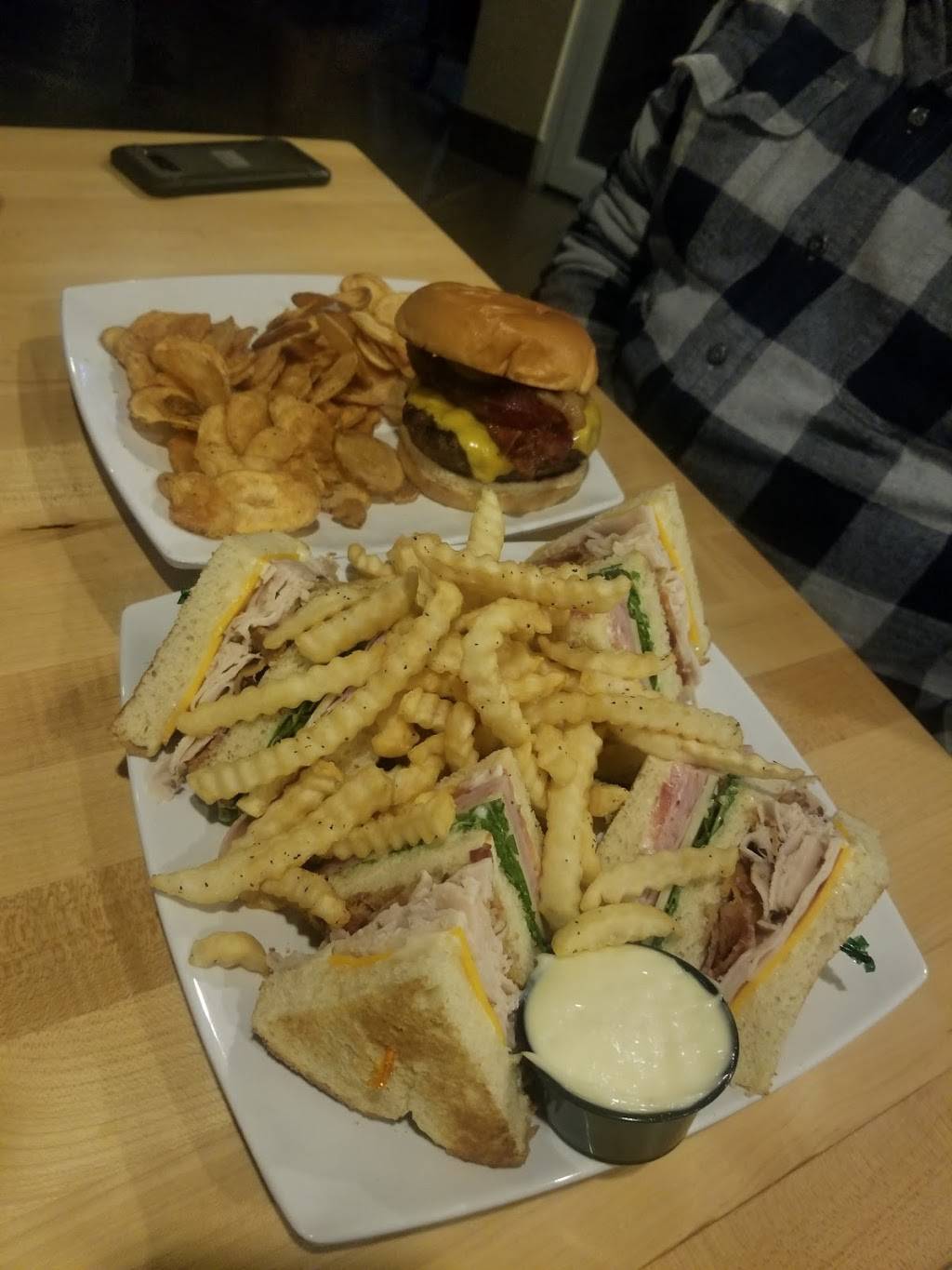 Effing Brew Company | restaurant | 221 W Jefferson Ave, Effingham, IL 62401, USA | 2173472337 OR +1 217-347-2337