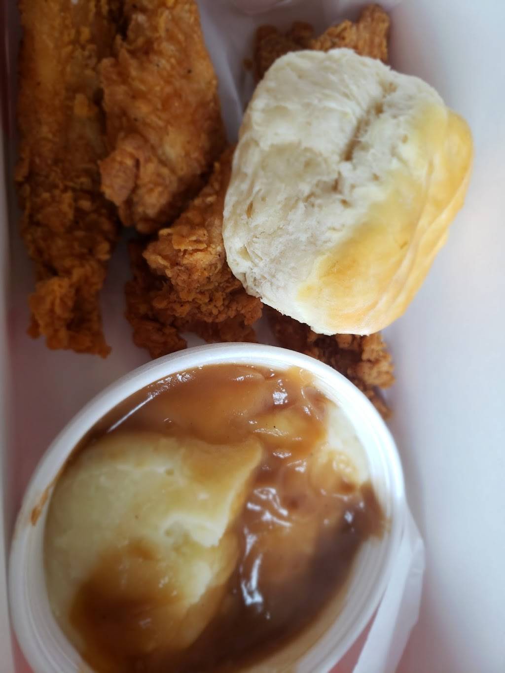 KFC | restaurant | 3357 W Peterson Ave, Chicago, IL 60659, USA | 7734634388 OR +1 773-463-4388