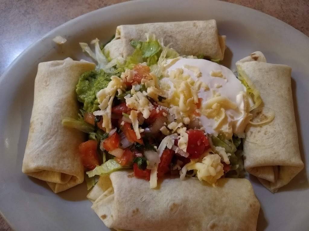 Maricelas Mexican Grill | restaurant | 100 Commerce St, Sandersville, GA 31082, USA | 4785539304 OR +1 478-553-9304