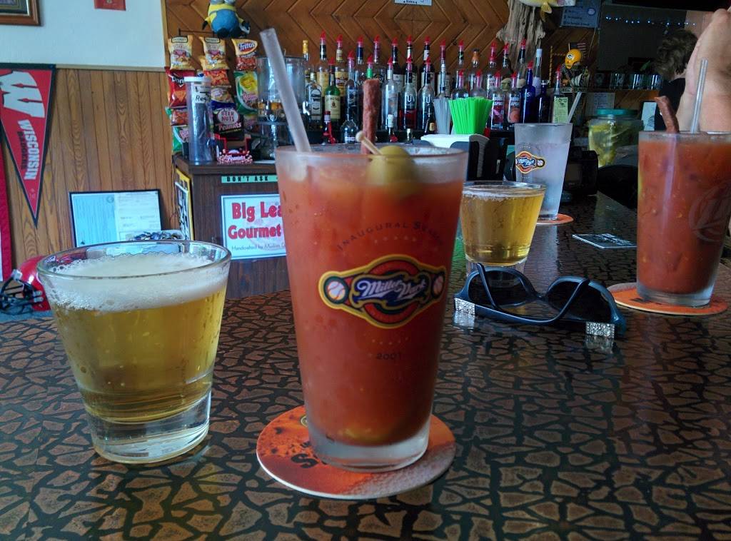 Milwaukee Gourmet House (formerly Muskies) | restaurant | 800 Milwaukee Ave, South Milwaukee, WI 53172, USA | 4144350181 OR +1 414-435-0181