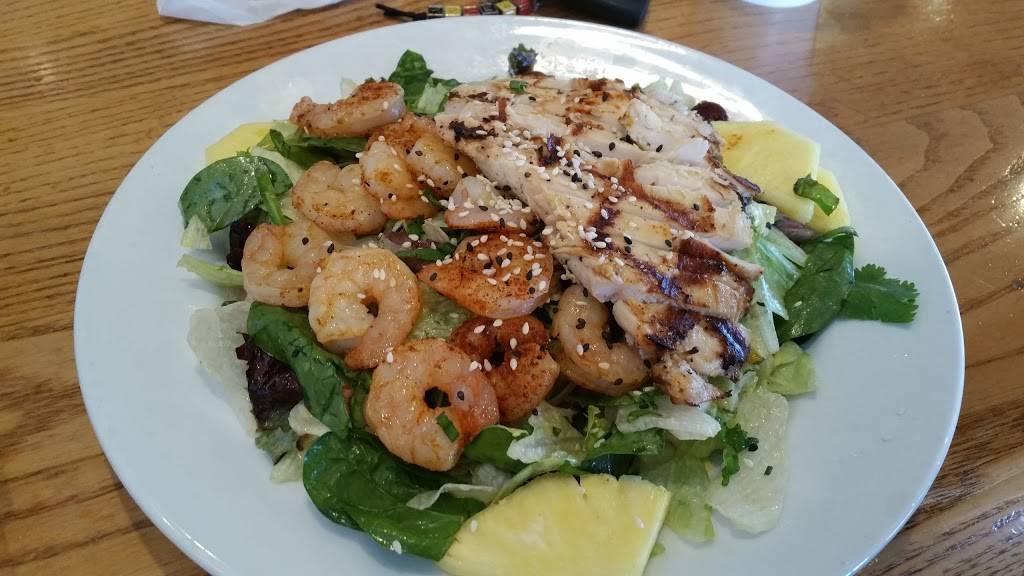 Chilis Grill & Bar | meal takeaway | 5620 Northwest Hwy, Crystal Lake, IL 60014, USA | 8153569216 OR +1 815-356-9216