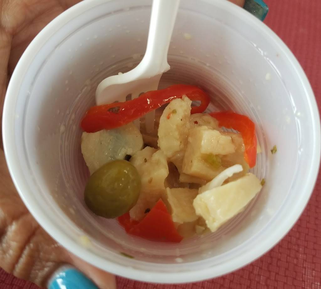 La Reyna Express | restaurant | 90 Madison St, Worcester, MA 01608, USA | 7748233178 OR +1 774-823-3178