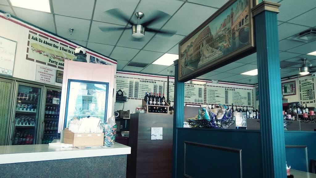 Ciros Deli & Pizzeria Italian Restaurant | restaurant | 8840 W State Rd 84, Davie, FL 33324, USA | 9544742165 OR +1 954-474-2165