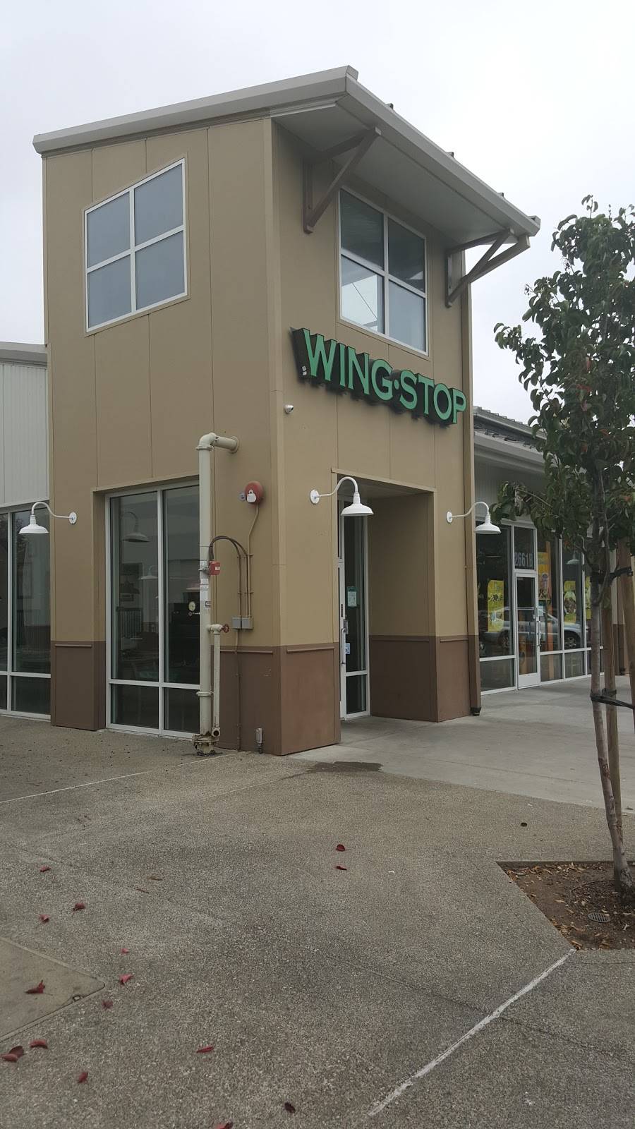 Wingstop | restaurant | 2661 Blanding Ave a, Alameda, CA 94501, USA | 5105229464 OR +1 510-522-9464