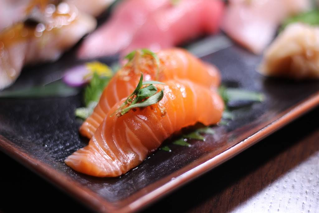 Naoki Sushi | restaurant | 2300 N Lincoln Park W Suite N, Chicago, IL 60614, USA | 7738680002 OR +1 773-868-0002