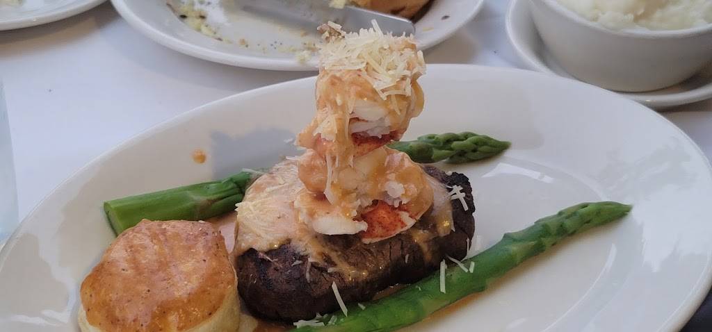 Mortons The Steakhouse | restaurant | 285 J St, San Diego, CA 92101, USA | 6196963369 OR +1 619-696-3369