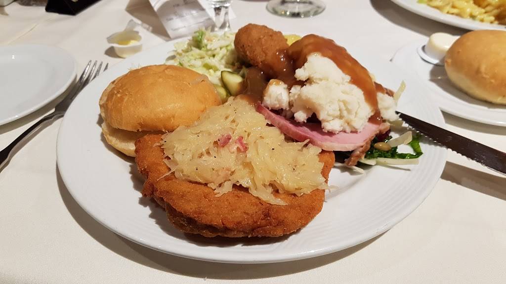 Concordia Club | restaurant | 429 Ottawa St S, Kitchener, ON N2M 3P6, Canada | 5197455617 OR +1 519-745-5617