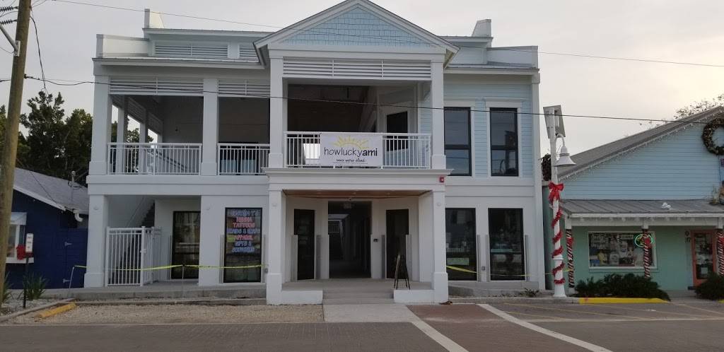 Bridge Street Deli | restaurant | 119 Bridge St Unit 130, Bradenton Beach, FL 34217, USA | 9416665966 OR +1 941-666-5966