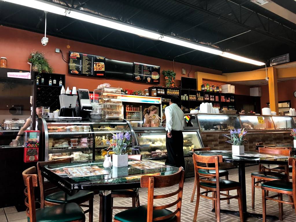 La Hormiga De Oro | restaurant | 18530 NW 67th Ave, Hialeah, FL 33015, USA | 3058193018 OR +1 305-819-3018