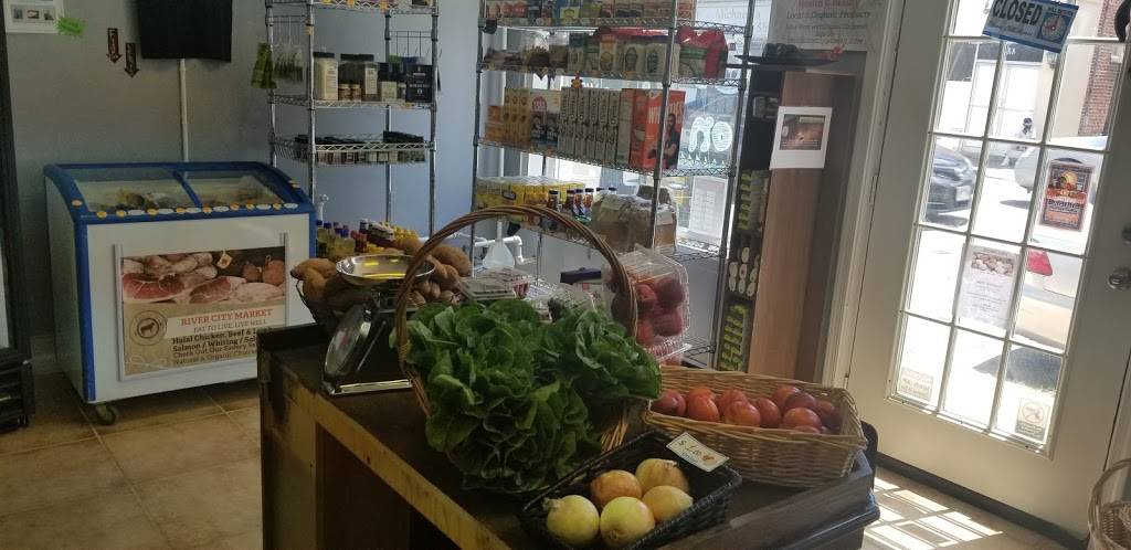 River City Market | restaurant | 16 W Brookland Park Blvd, Richmond, VA 23222, USA | 8044125406 OR +1 804-412-5406