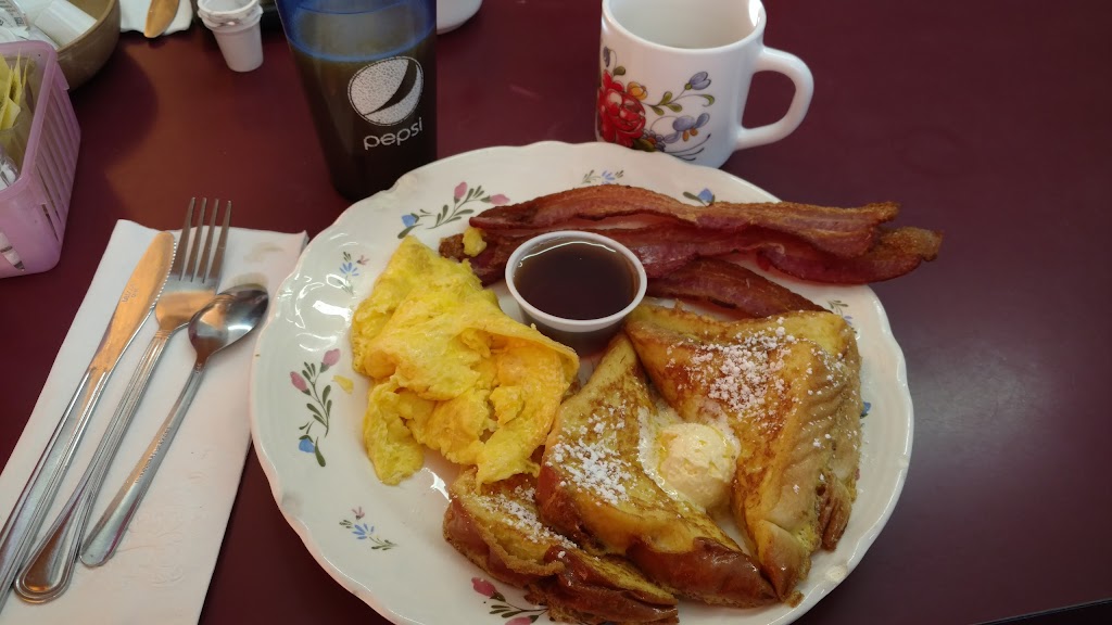 Cheyenne Cafe | restaurant | 209 N Main St, Joseph, OR 97846, USA | 5414326300 OR +1 541-432-6300