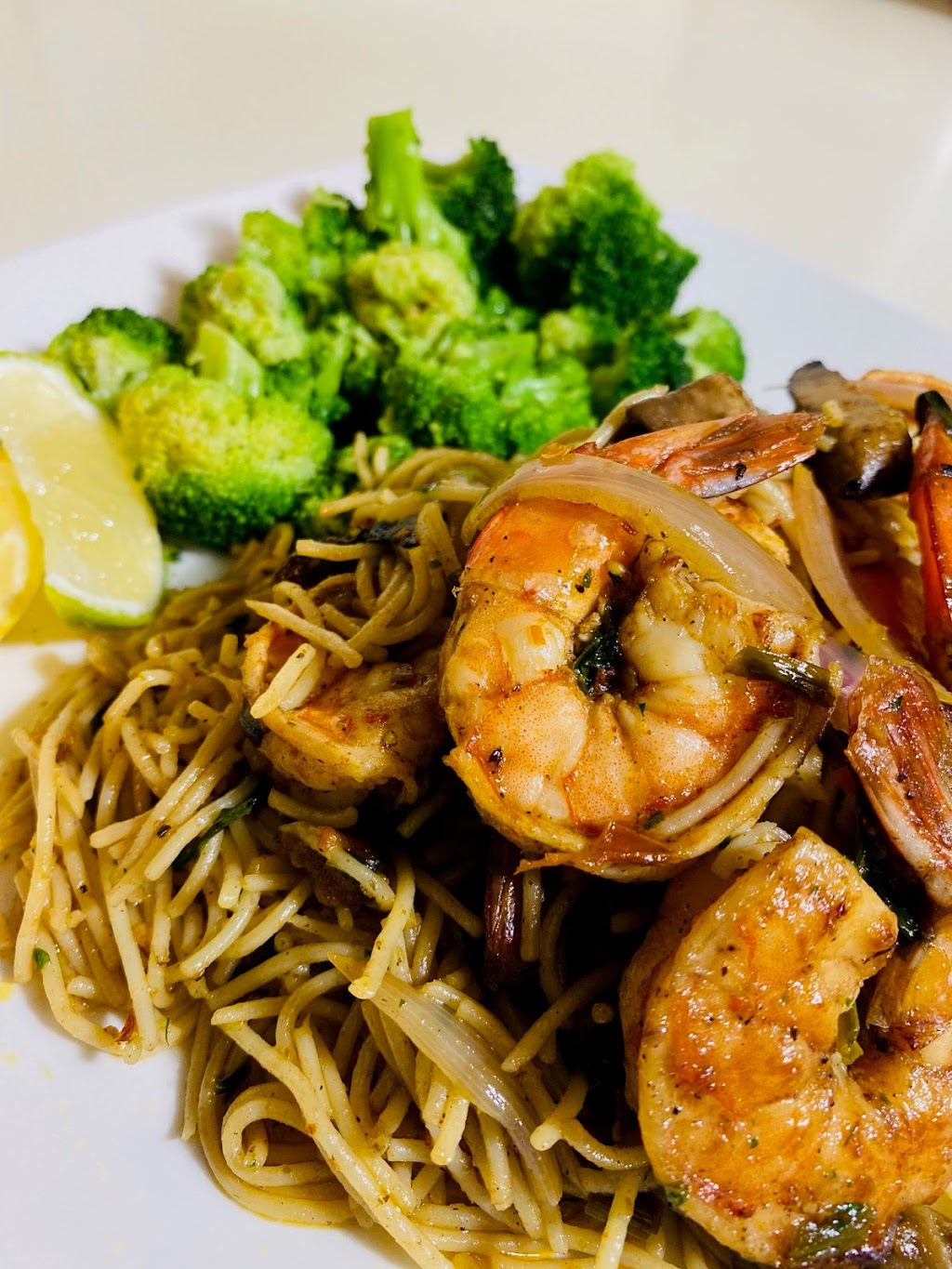 House of Spudd | restaurant | 19857 Voiland St, Roseville, MI 48066, USA | 5866753476 OR +1 586-675-3476