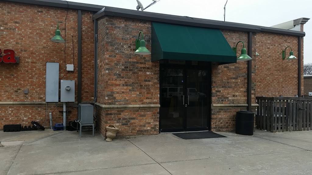 Godfathers Pizza | meal delivery | 401 S Lake Dallas Dr, Lake Dallas, TX 75065, USA | 9404975250 OR +1 940-497-5250