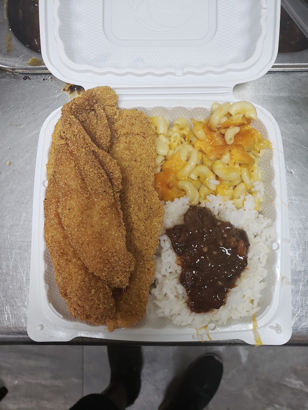 Easy Corner | restaurant | 101 W 136th St, New York, NY 10030, USA | 3477076421 OR +1 347-707-6421