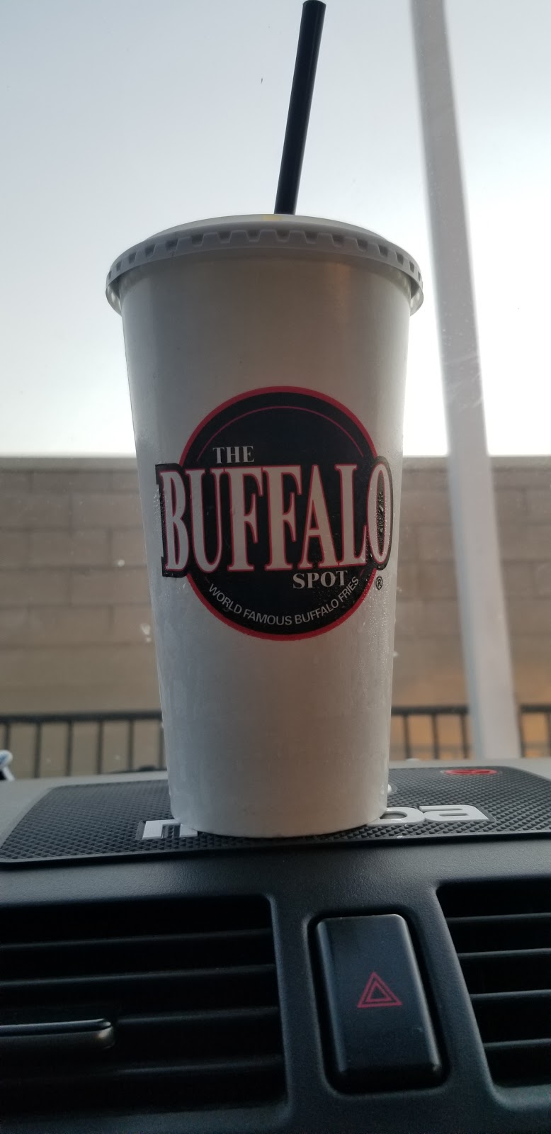 The Buffalo Spot | restaurant | 1275 W Foothill Blvd Suite 4, Rialto, CA 92376, USA | 9099612169 OR +1 909-961-2169