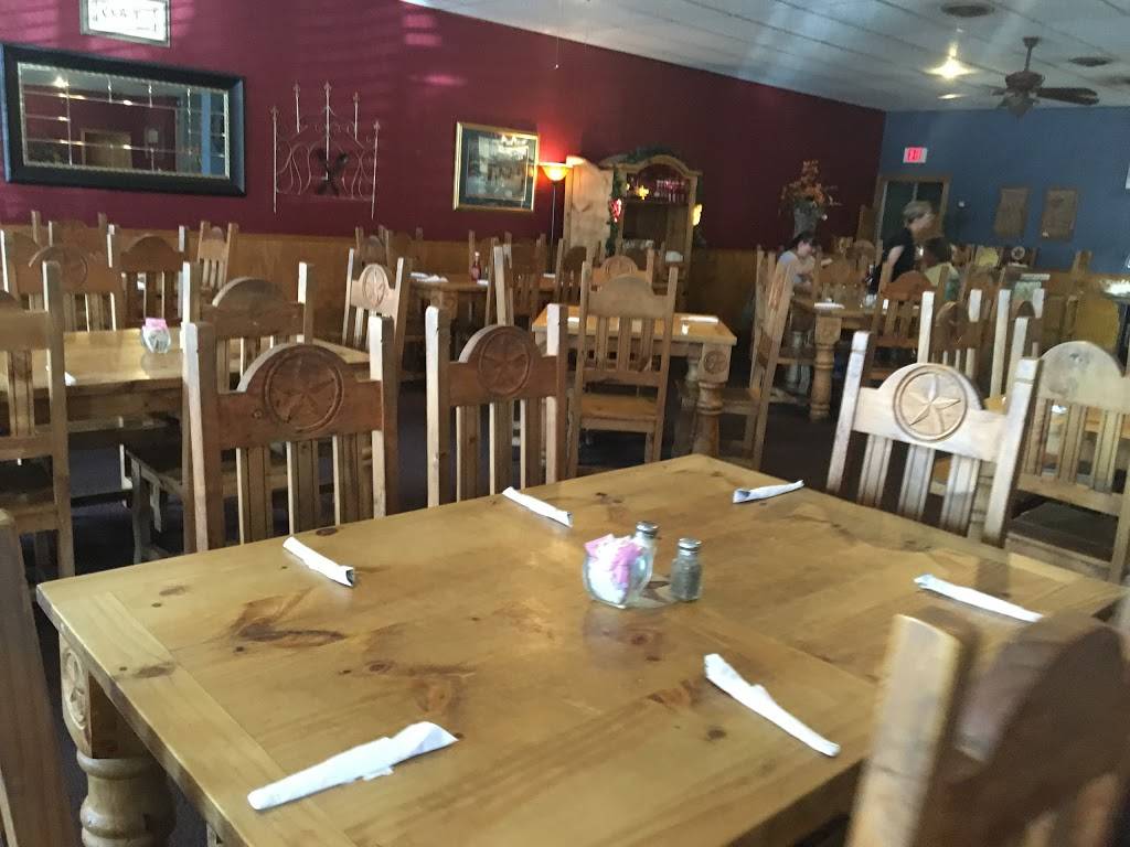 Texas Traditions Grill & Bakery | bakery | 4441, 234 E Main St, Port Lavaca, TX 77979, USA | 3615535555 OR +1 361-553-5555