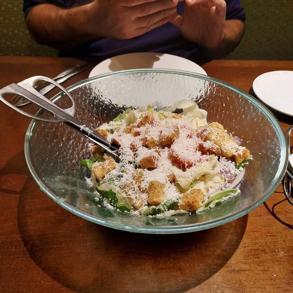 Olive Garden Italian Restaurant | meal takeaway | 5550 N Federal Hwy, Fort Lauderdale, FL 33308, USA | 9547763341 OR +1 954-776-3341