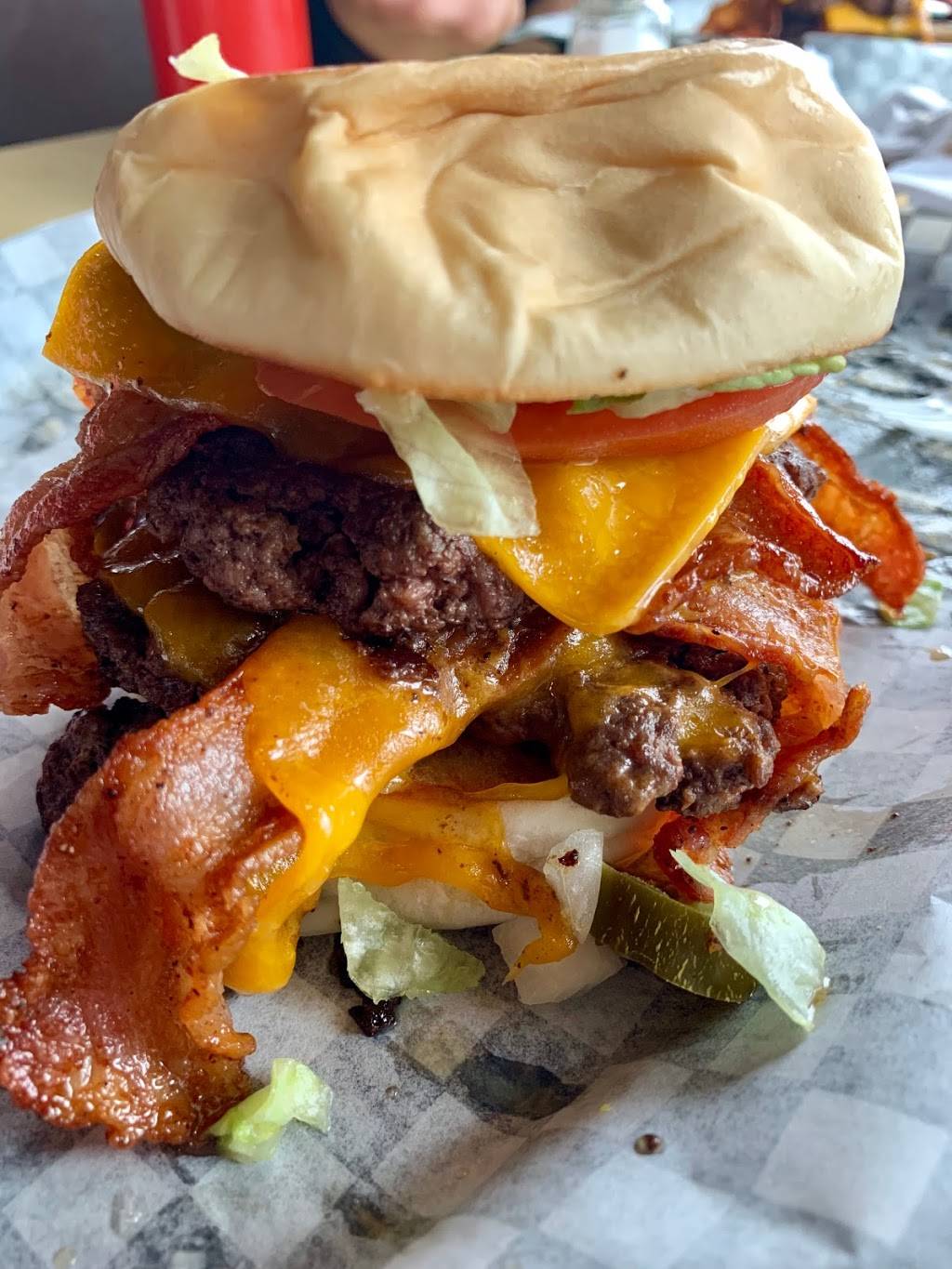 Burger Delight | restaurant | 100 Mearns Ave #1, Bowmanville, ON L1C 5M3, Canada | 9056236644 OR +1 905-623-6644