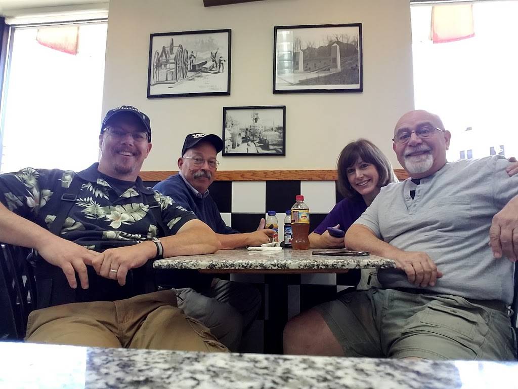 Old Railroad Cafe | meal takeaway | 273 Willard St, Quincy, MA 02169, USA | 6177700441 OR +1 617-770-0441