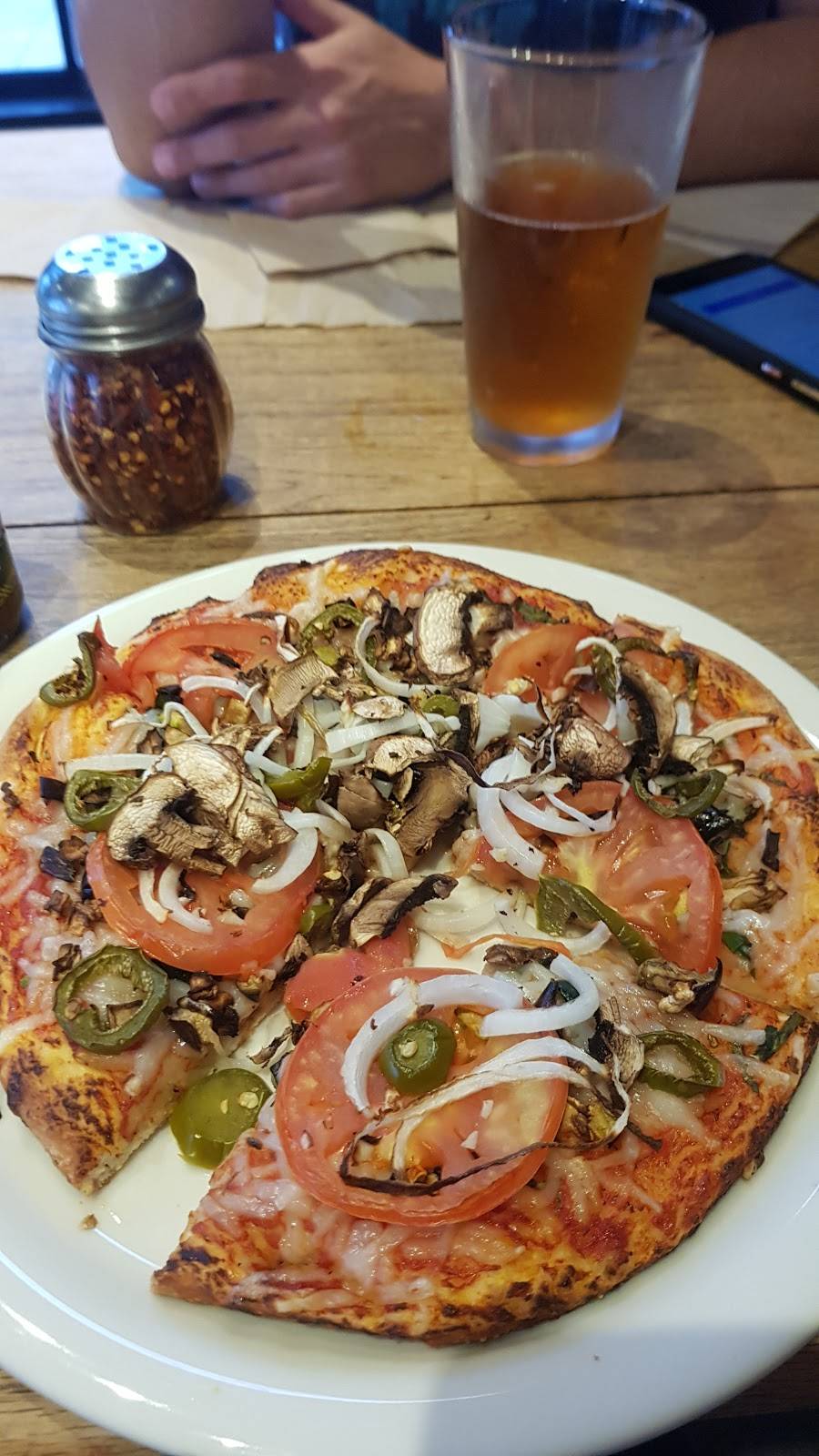 Pizza Guru | restaurant | 3534 State St, Santa Barbara, CA 93105, USA | 8055633250 OR +1 805-563-3250