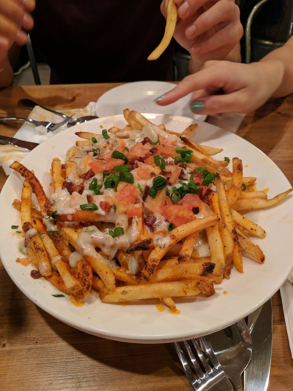 Ritters SKC | restaurant | 1800 W Valley Blvd, Alhambra, CA 91803, USA | 6268726464 OR +1 626-872-6464