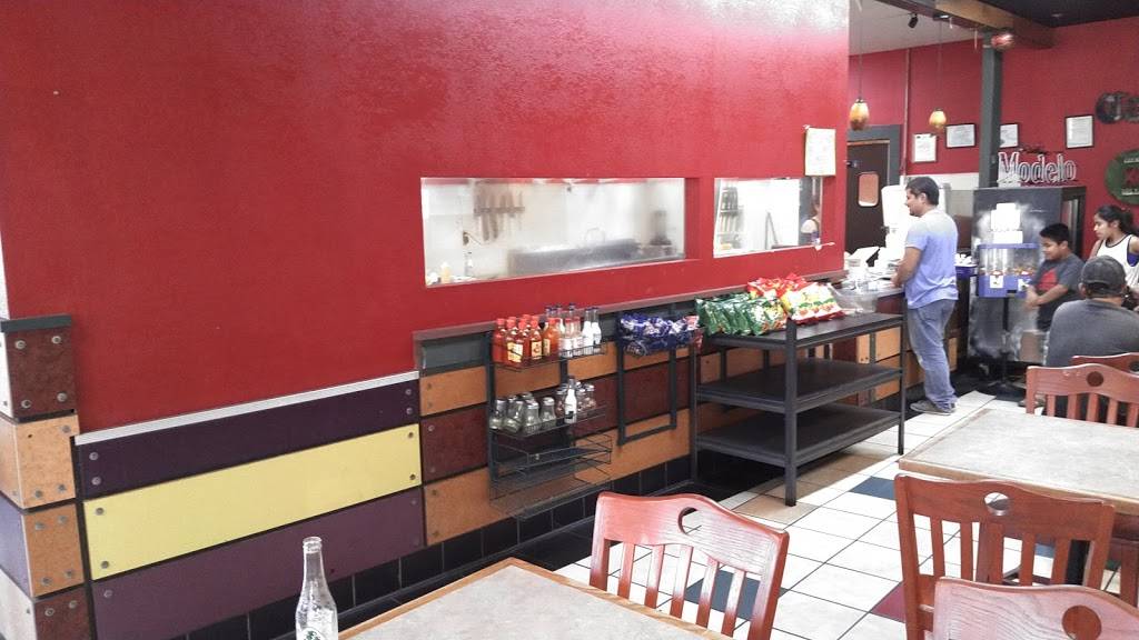 El Lupillo | restaurant | 1909 E Pass Rd, Gulfport, MS 39507, USA | 2282063647 OR +1 228-206-3647